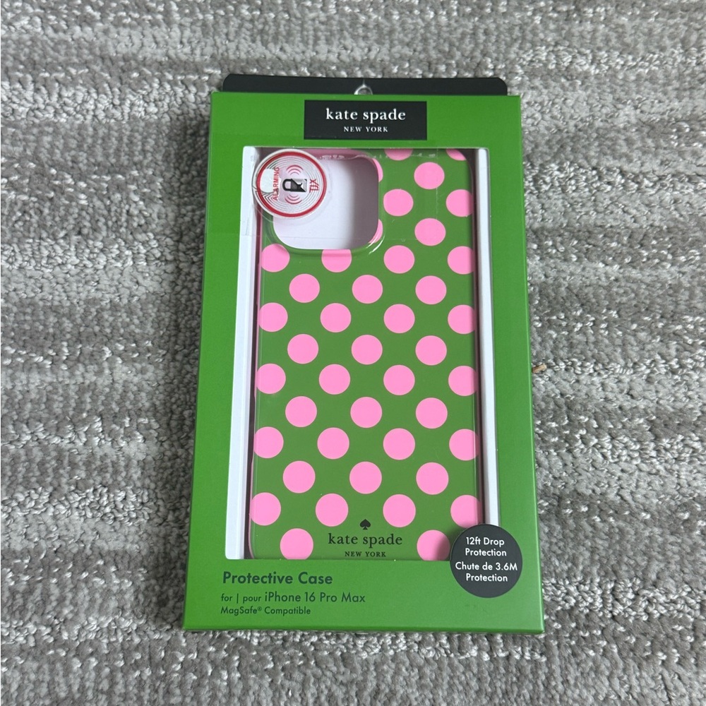 kate spade Green with Pink Polka Dot iPhone 16 Pro Max Case